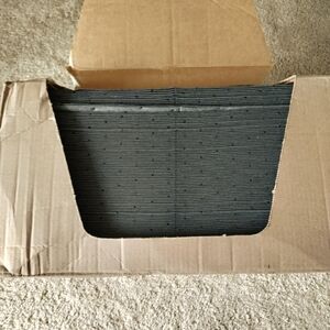 100 Industrial Soak Pads